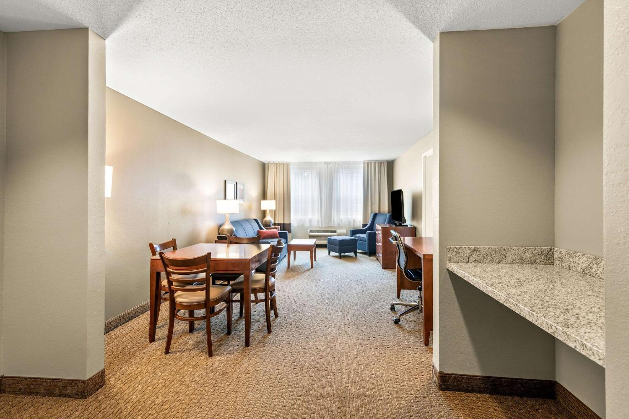 Comfort Inn & Suites Норт-Конвей Экстерьер фото